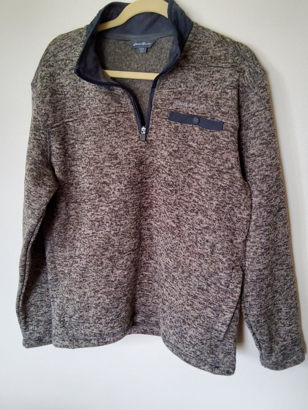Eddie Bauer Men's Gray 1/4 zip sweater size M